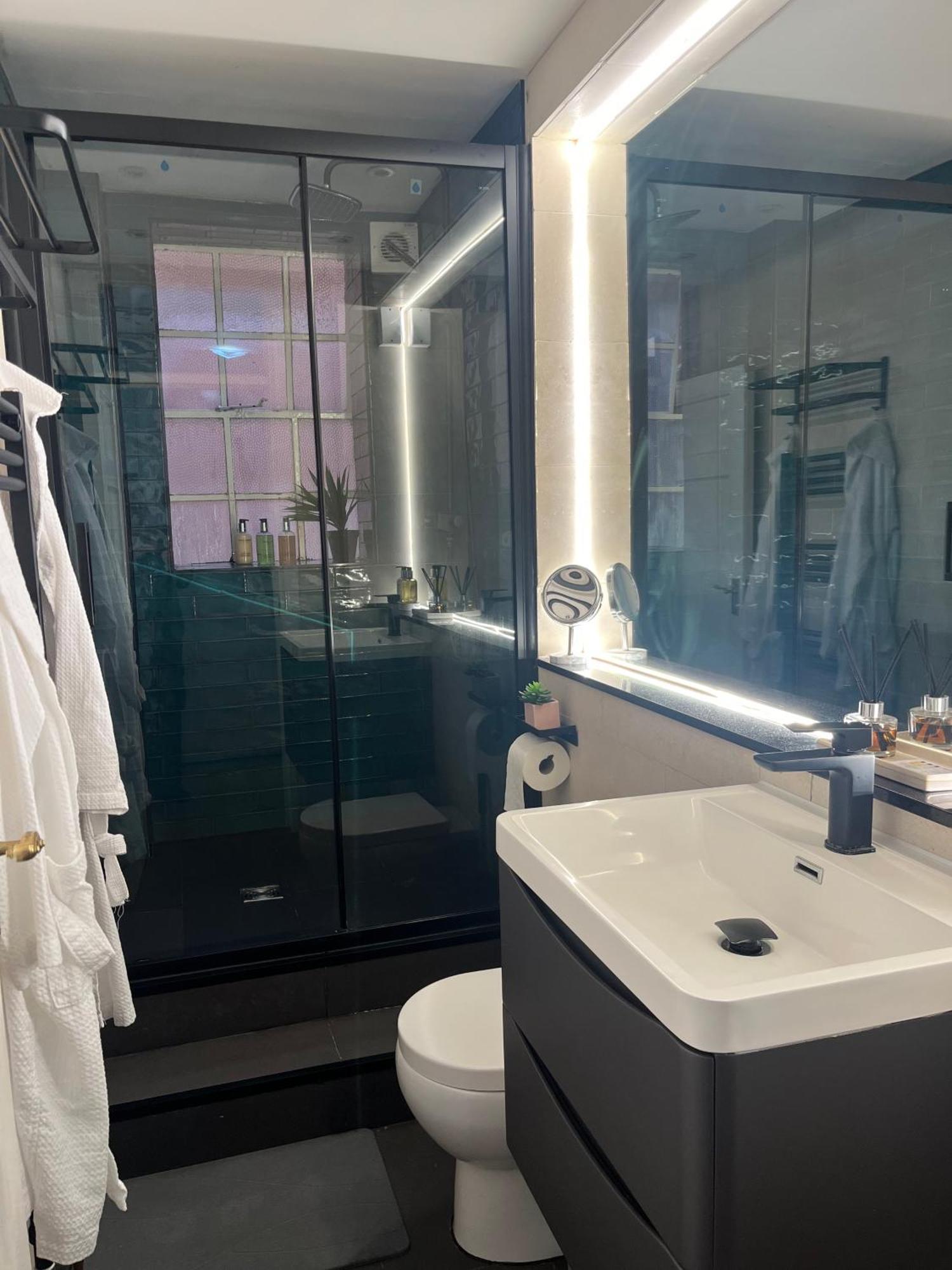 Modern Quiet 1 Bed Flat -Mayfair Лондон Экстерьер фото